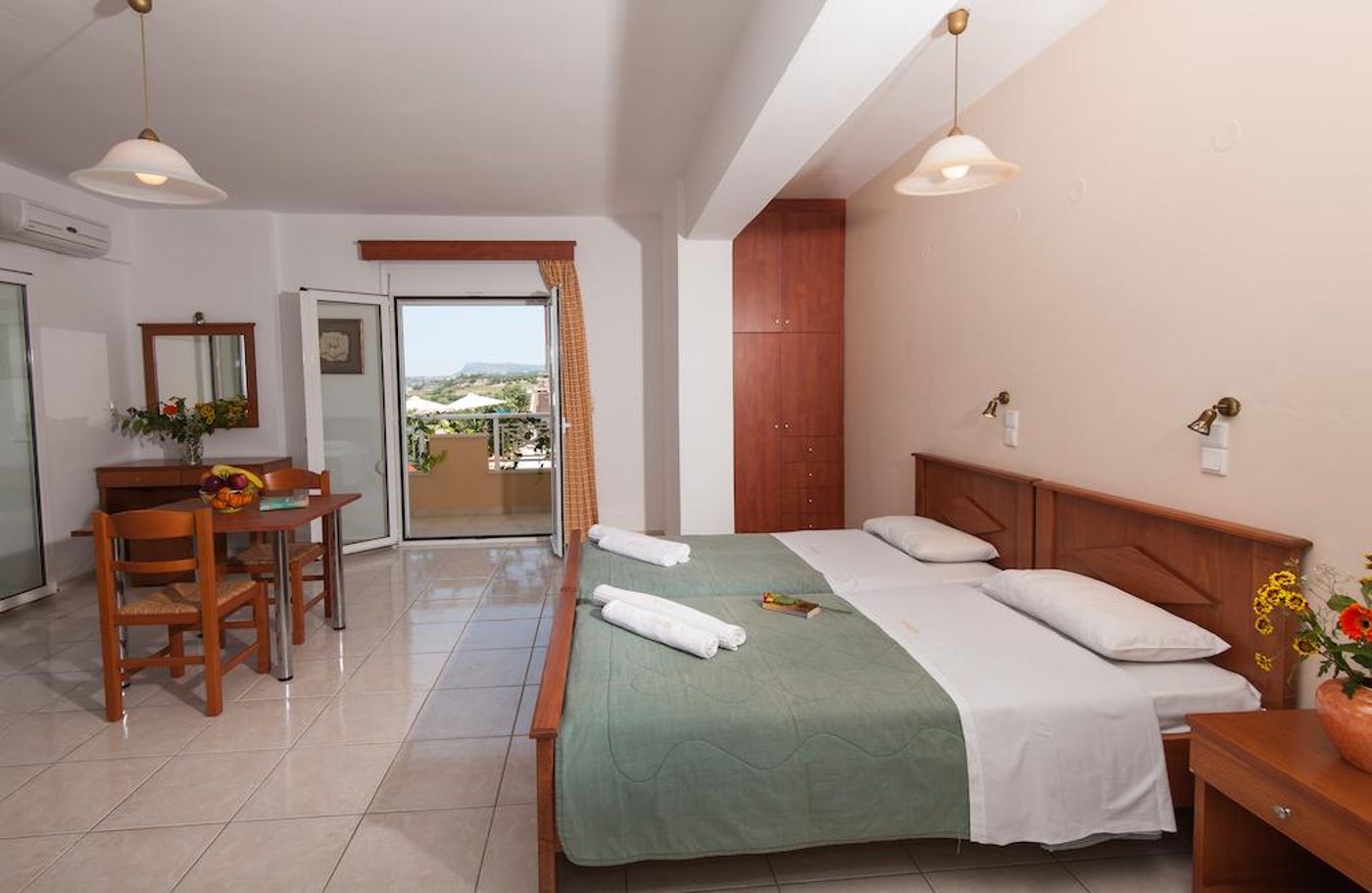 Sunrise Apartments - Sfakaki