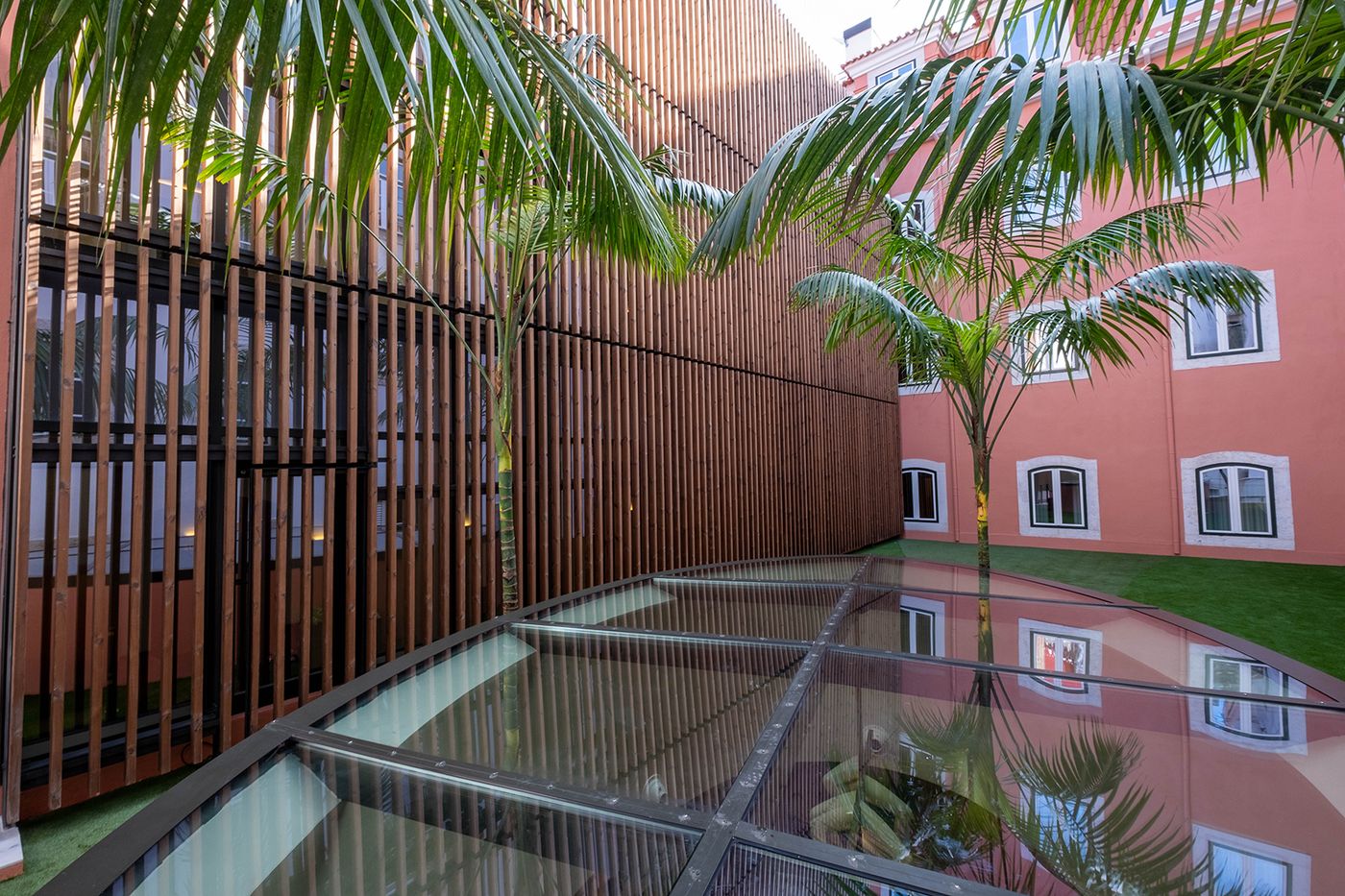 Madalena-By-the-Beautique-Hotels-Terrace-1