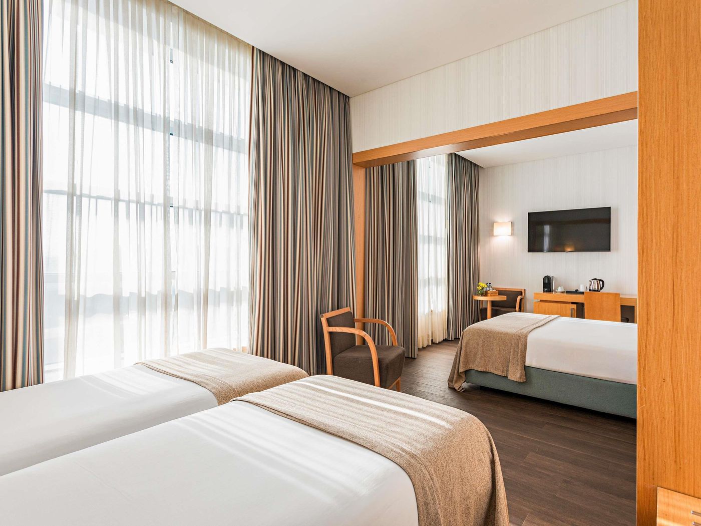 Mercure-Lisboa-Almada-Hotel-Room-20