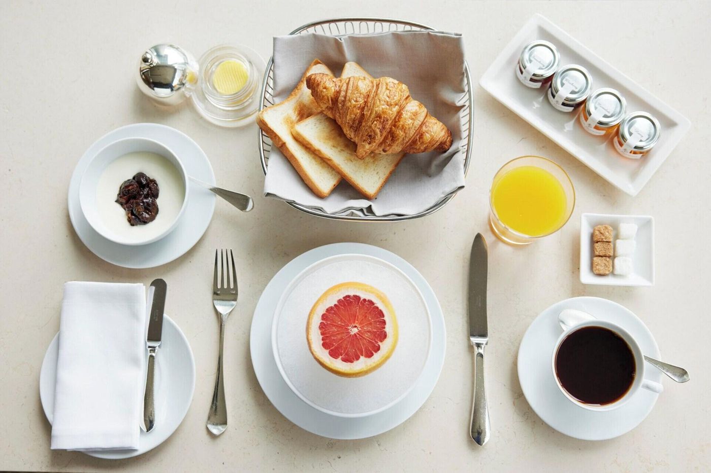 The-Ocean-Club-A-Four-Seasons-Resort-Bahamas-Restaurant-58