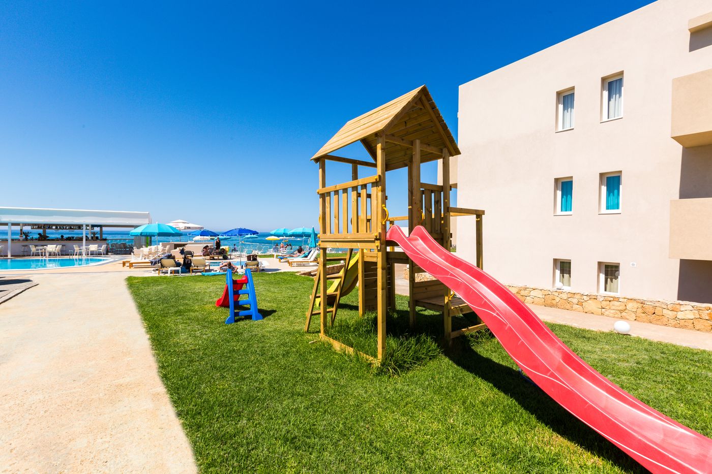 Theo Star Beach Apartments