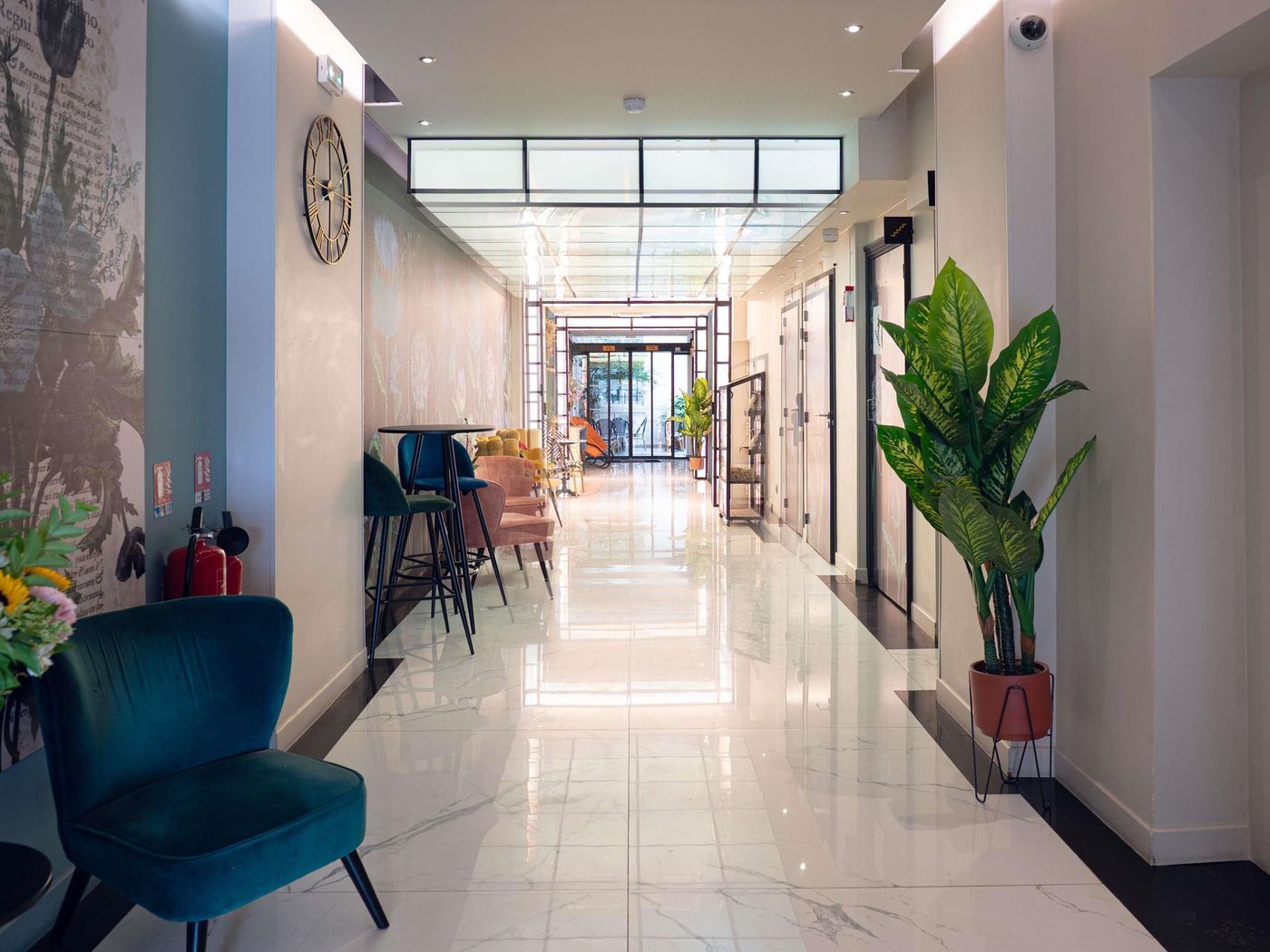 ibis-Styles-Paris-Batignolles-General-view-12