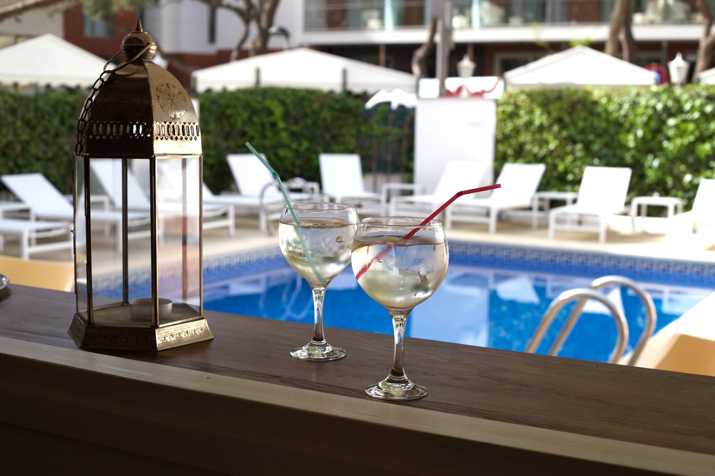 Els-Pins-Hotel-Pool-11