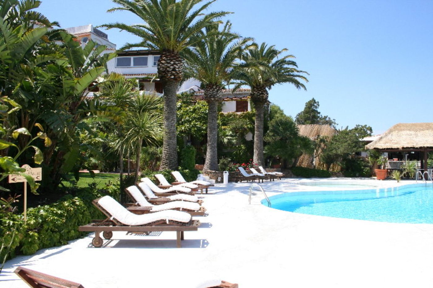 Balocco-Hotel-Pool-2