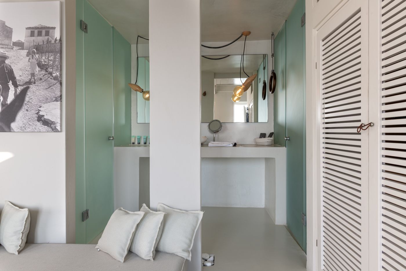 West-East-Suites-Room-57