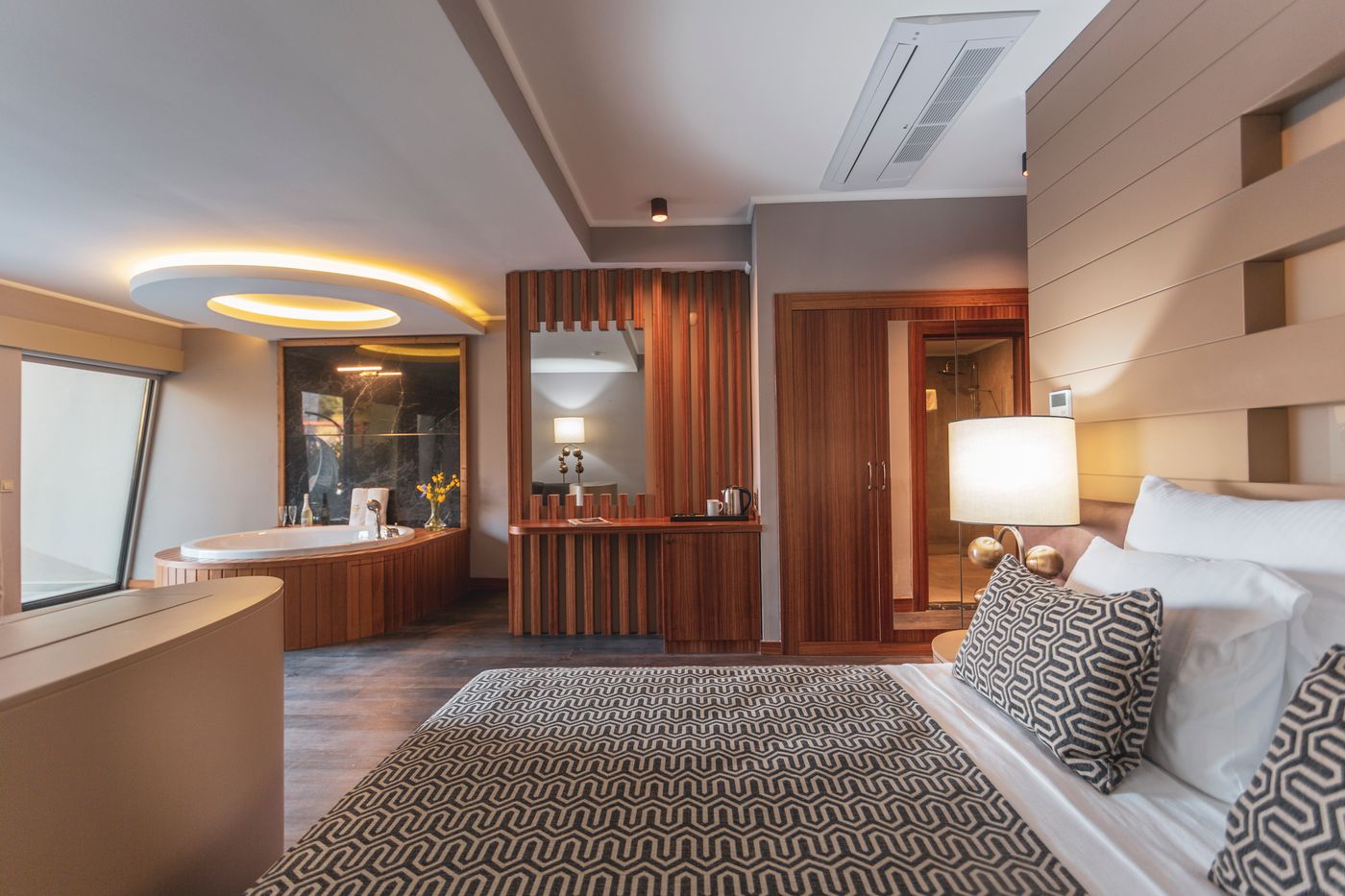 Orka Cove Hotel Penthouse & Suites - Adults Only