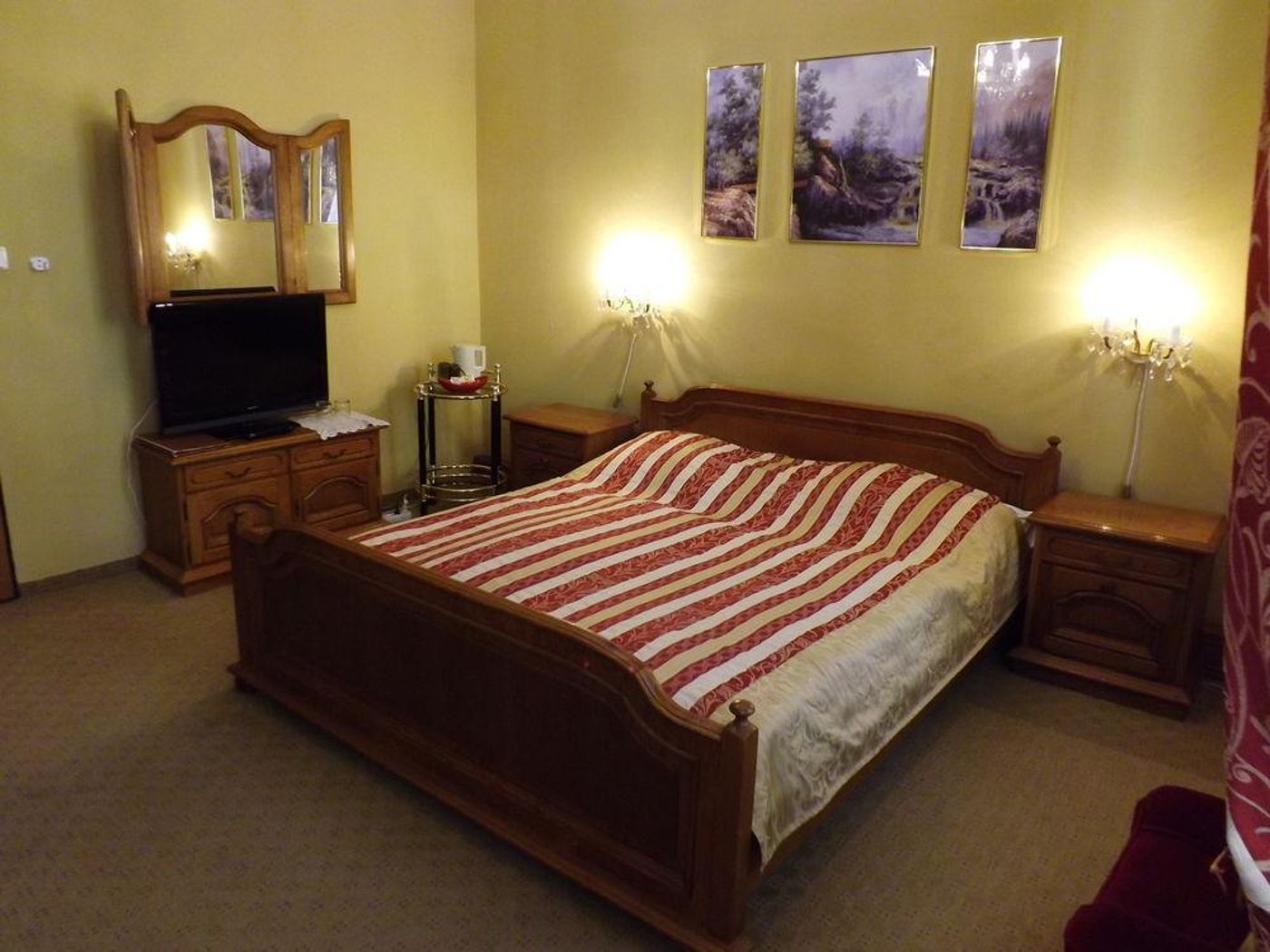 Betlem Club-Czech Republic-PRAGUE -General view-5