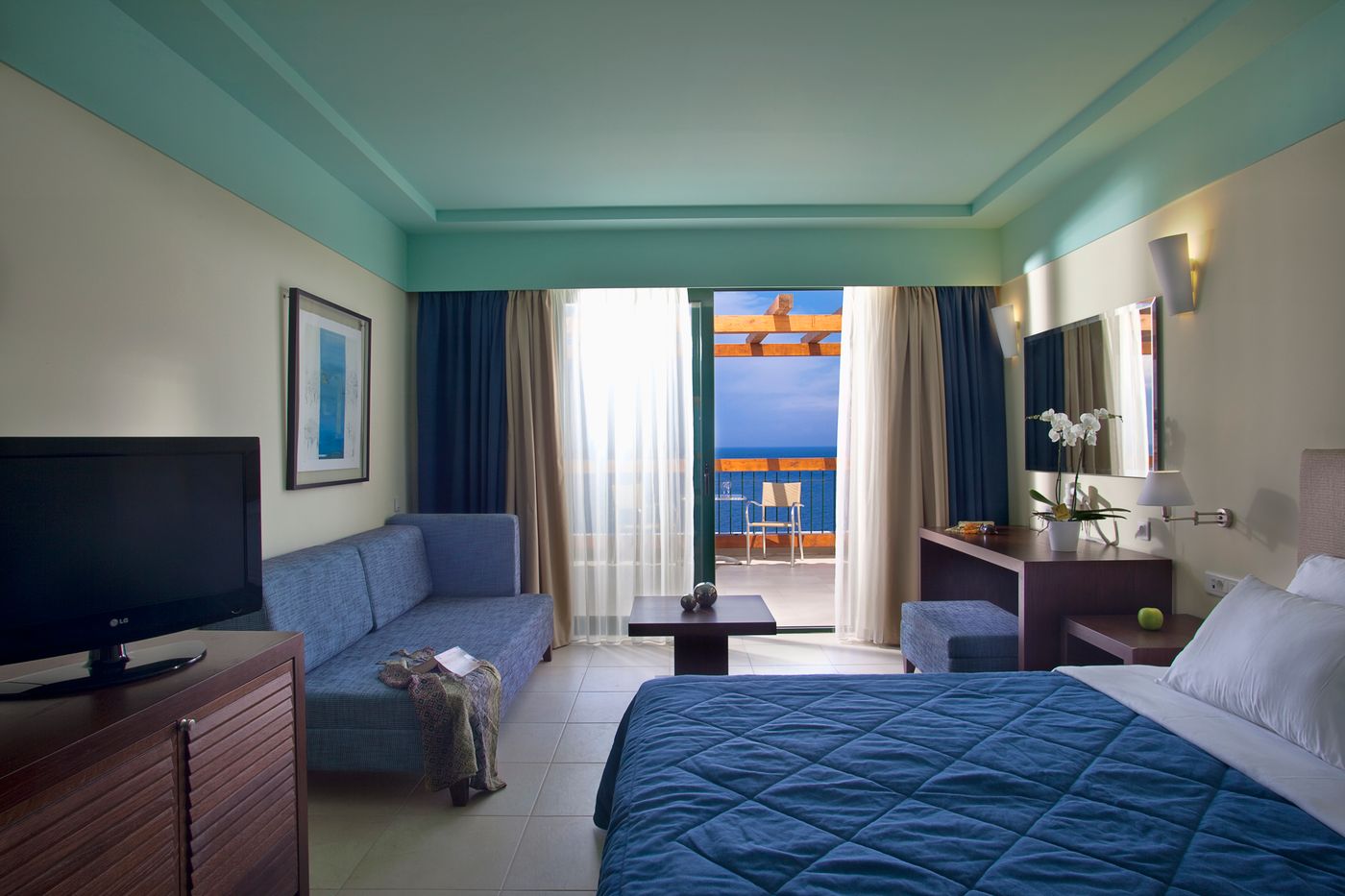 Louis-Apostolata-Island-Resort-Room-14