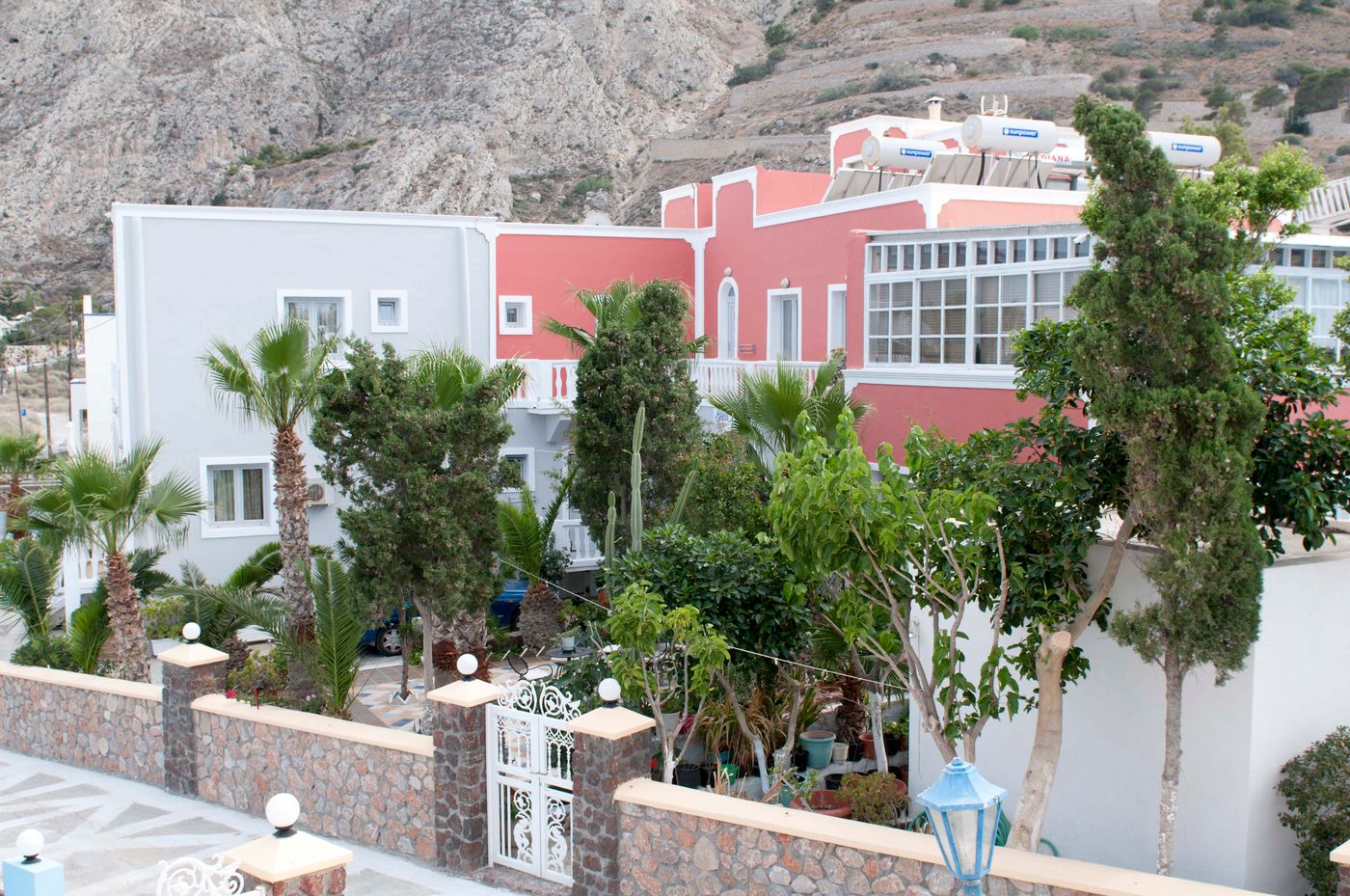 Blue Sea Hotel & Studios