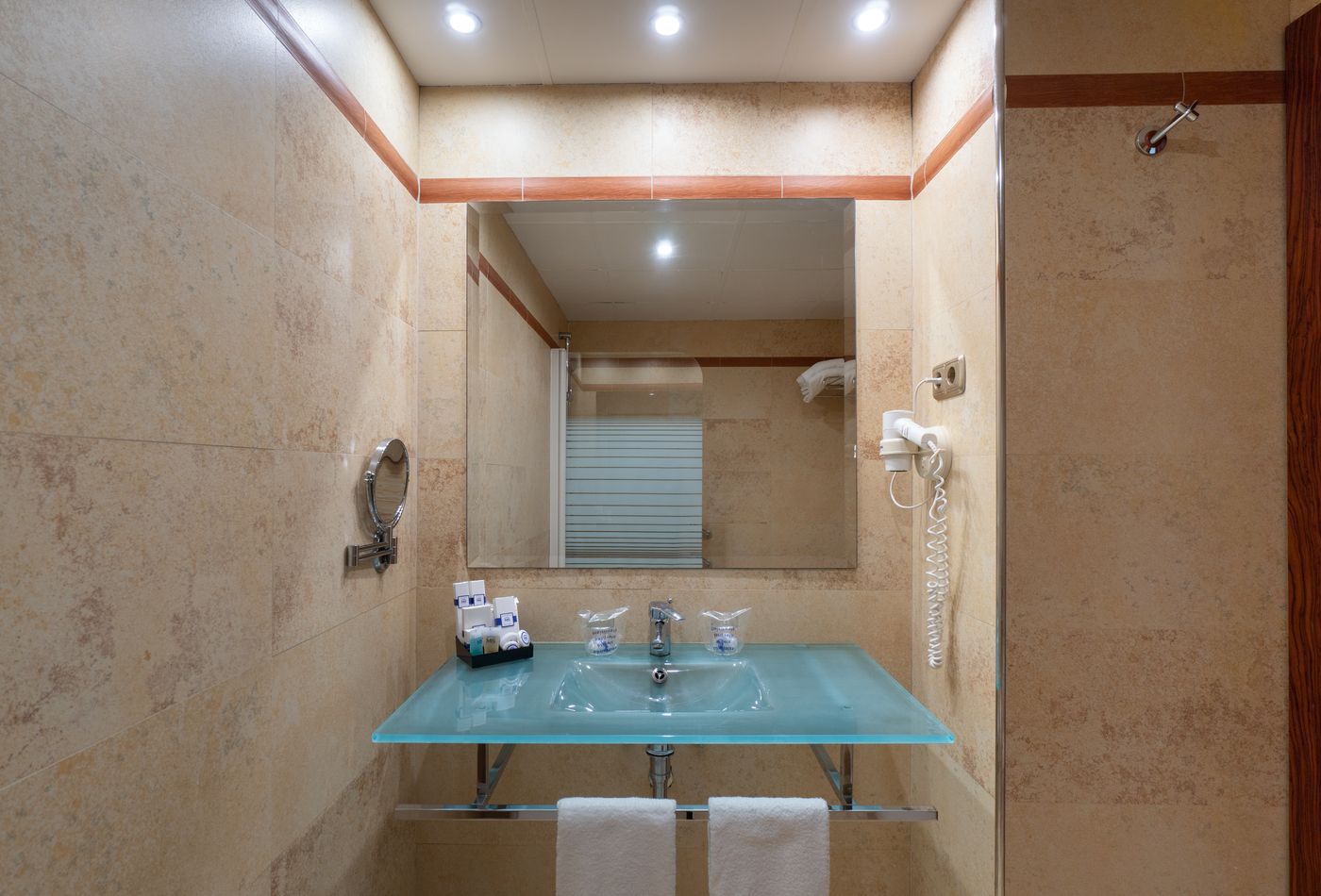 MS-Maestranza-Hotel-Room-19