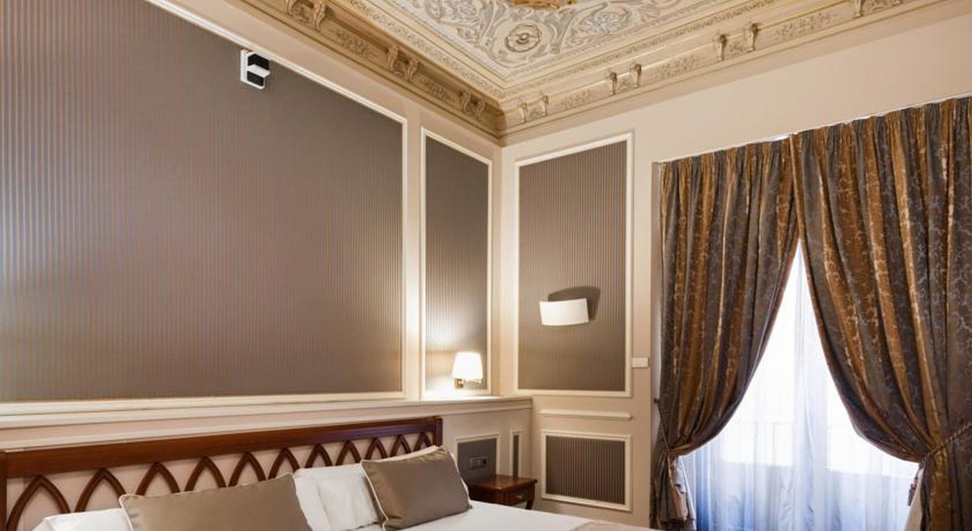 Catalonia las Cortes - Spain - MADRID - Room - 6