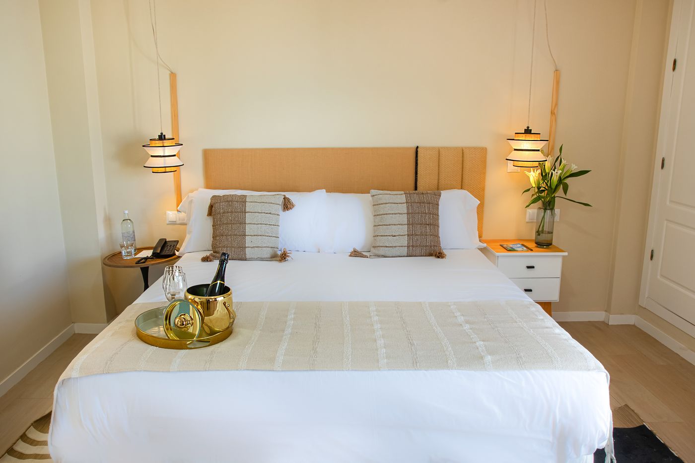 Vista-de-Rey-Room-18