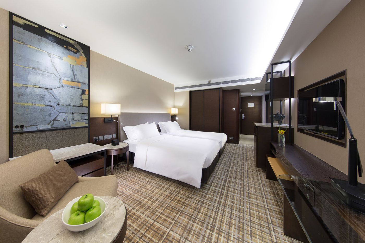 New-World-Millennium-Hong-Kong-Hotel-Room-26