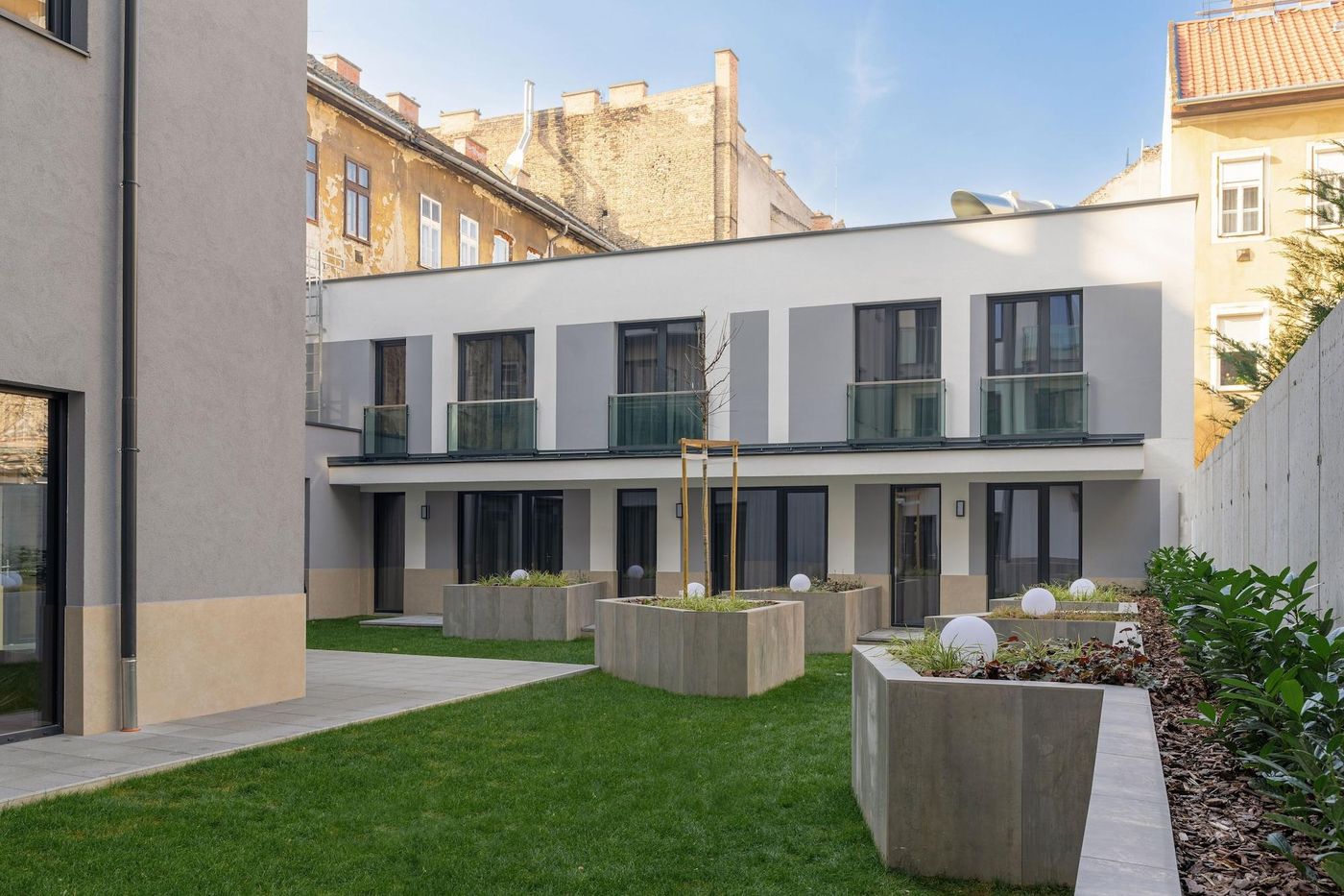 Onyx-Luxury-Hotel-Budapest-Room-1