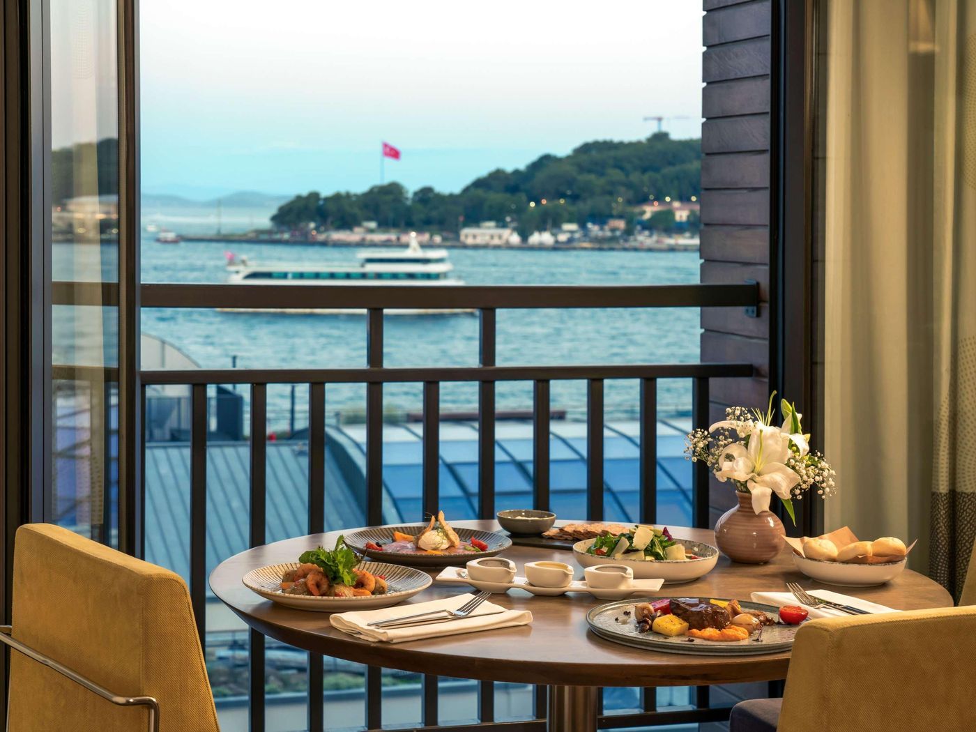 Novotel-Istanbul-Bosphorus-Room-82