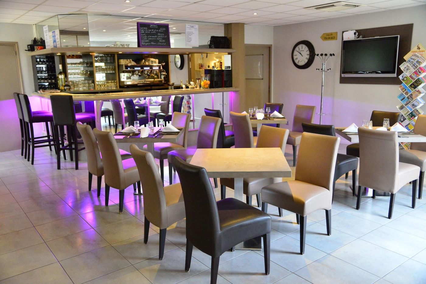 Aéroport Hôtel - France - MAUGUIO - Bar - 4