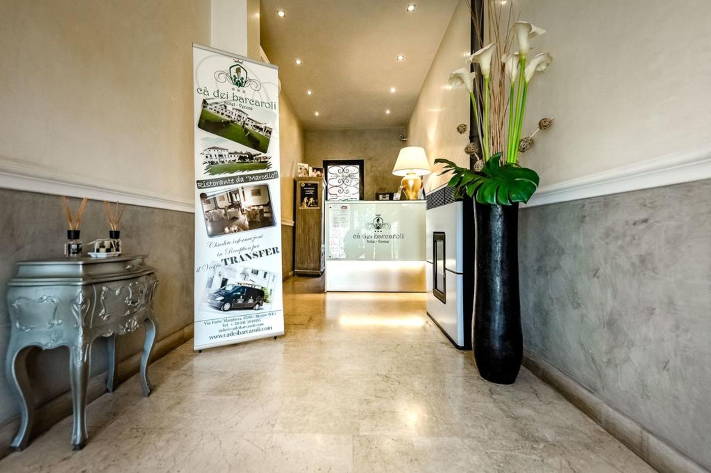 Ca--dei-Barcaroli-Lobby-1