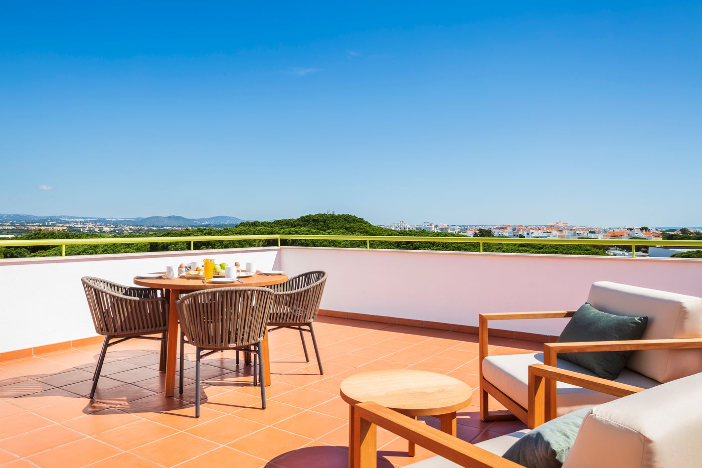 The-Patio-Suite-Hotel-Room-68