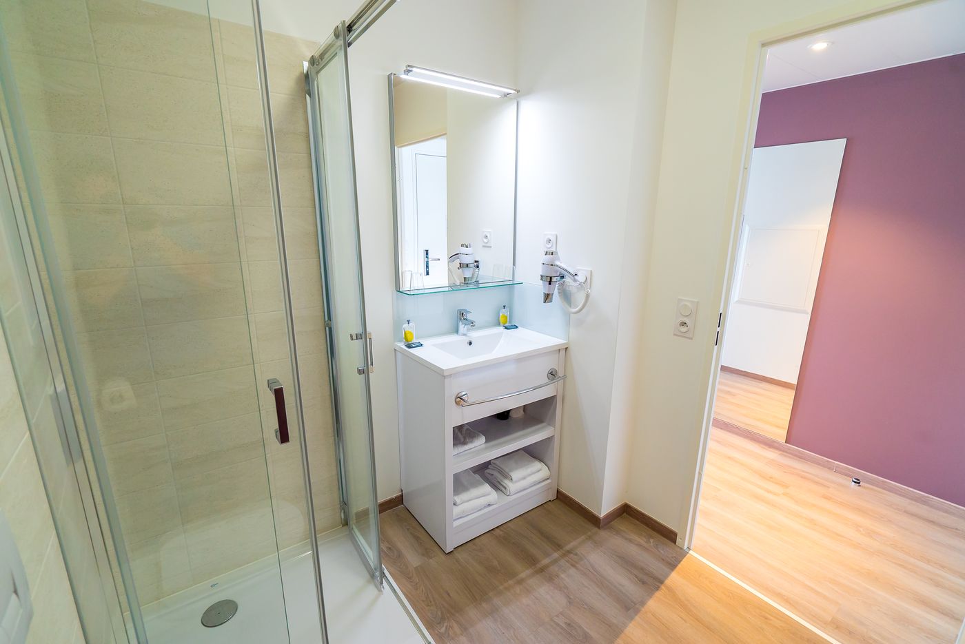 All-Suites-Choisy-Le-Roi-Room-27