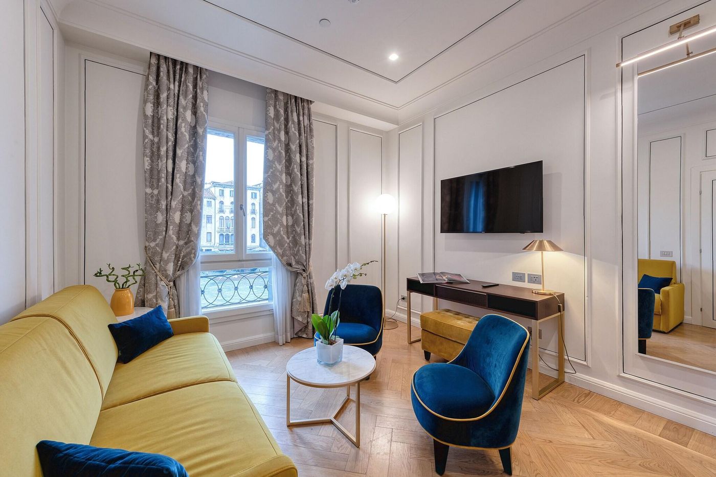 H10-Palazzo-Canova-Room-4