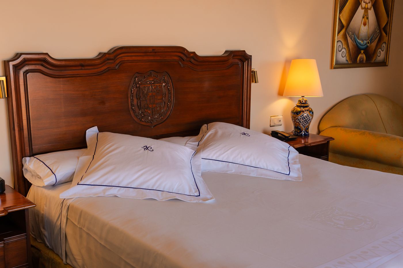 Europe-Villa-Cortes-Room-45