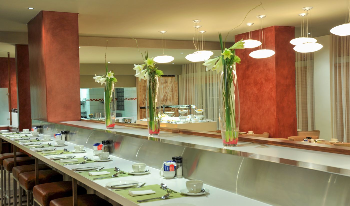 Garden-Court-Victoria-Junction-Hotel-Restaurant-28