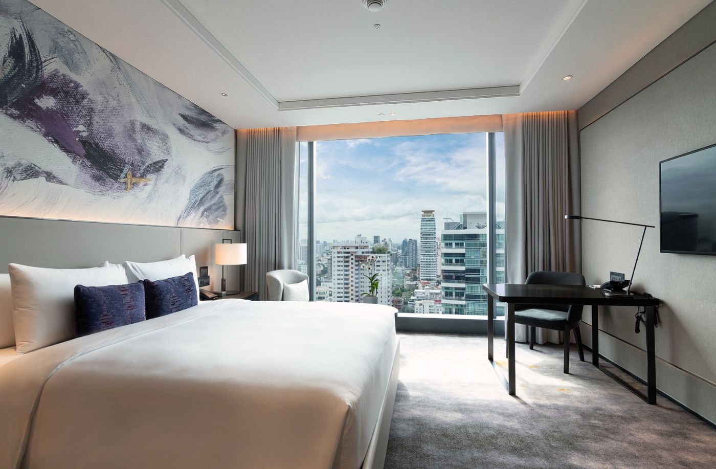 Carlton-Hotel-Bangkok-Sukhumvit-Room-30