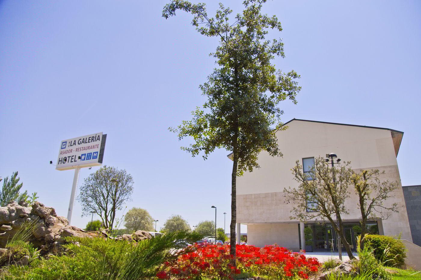 HQ La Galeria-Spain-Alfoz De Quintanadue-General view-1