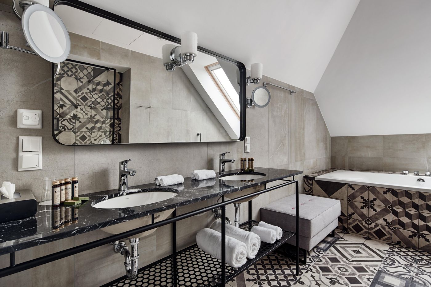 Hotel-Indigo-Krakow-Old-Town-Room-45