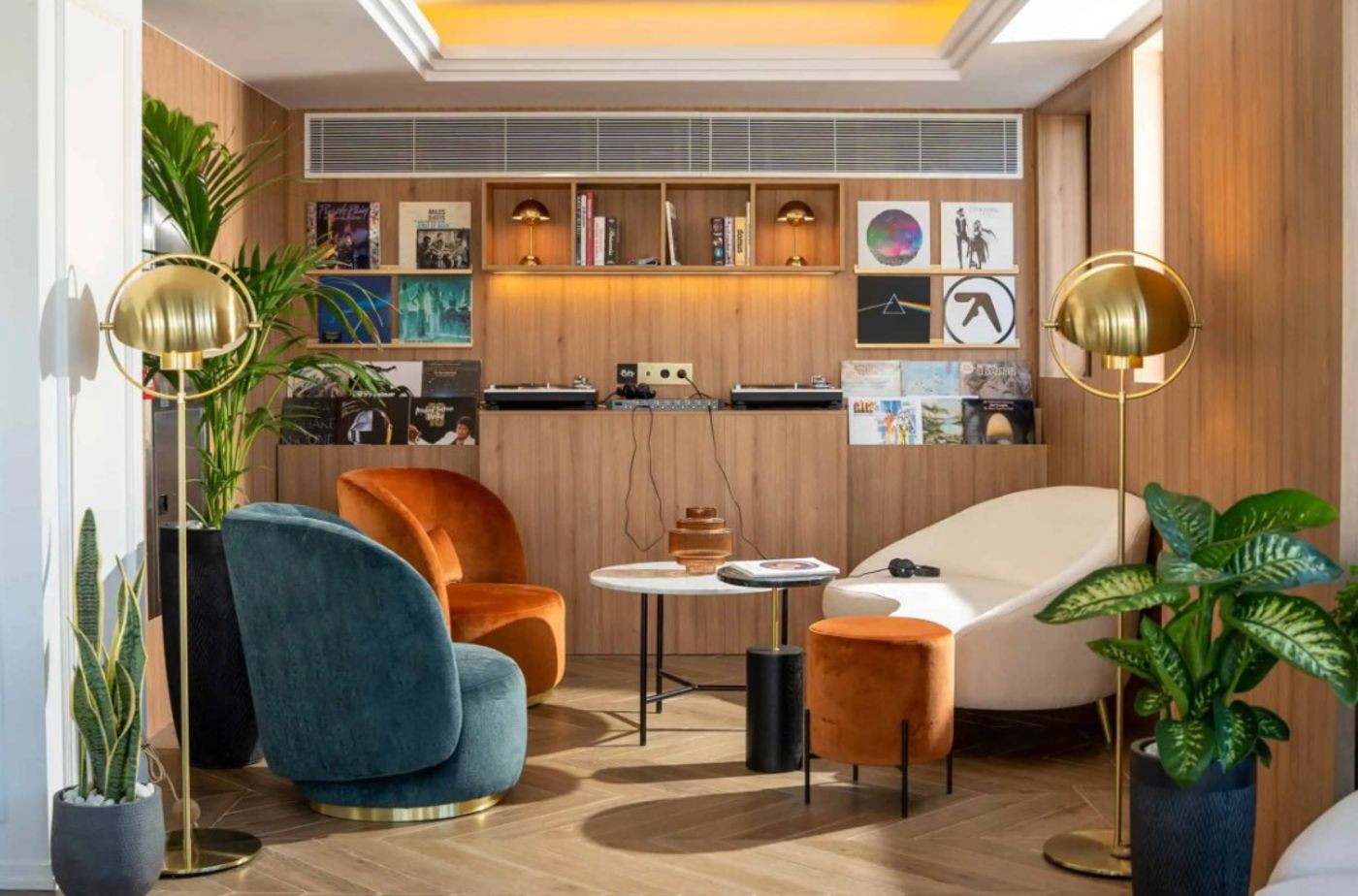 08.12.25 Ocean Drive Ibiza