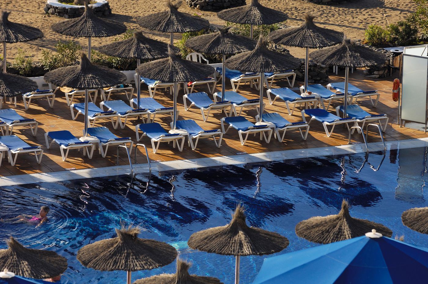 VIK-Hotel-San-Antonio-Pool-7