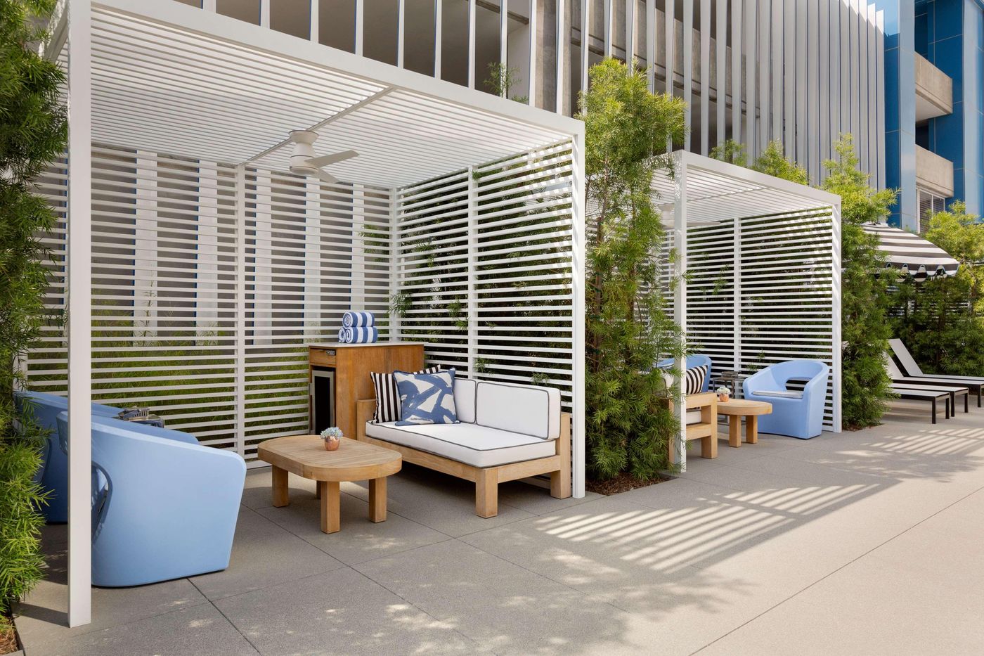 The-Viv-Hotel--Anaheim--a-Tribute-Portfolio-Hotel-Pool-3