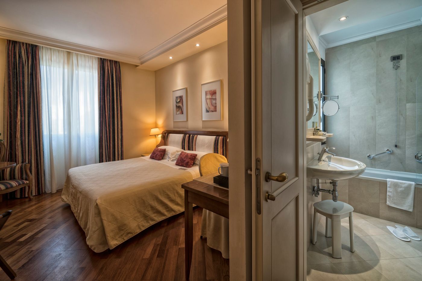 Laurus-Hotel-Al-Duomo-Room-19