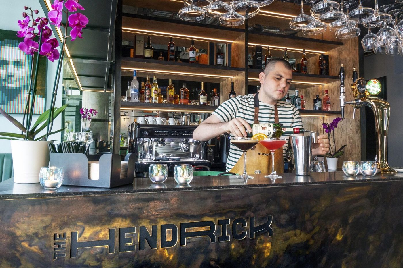 Hendrick-Smithfield-Bar-4