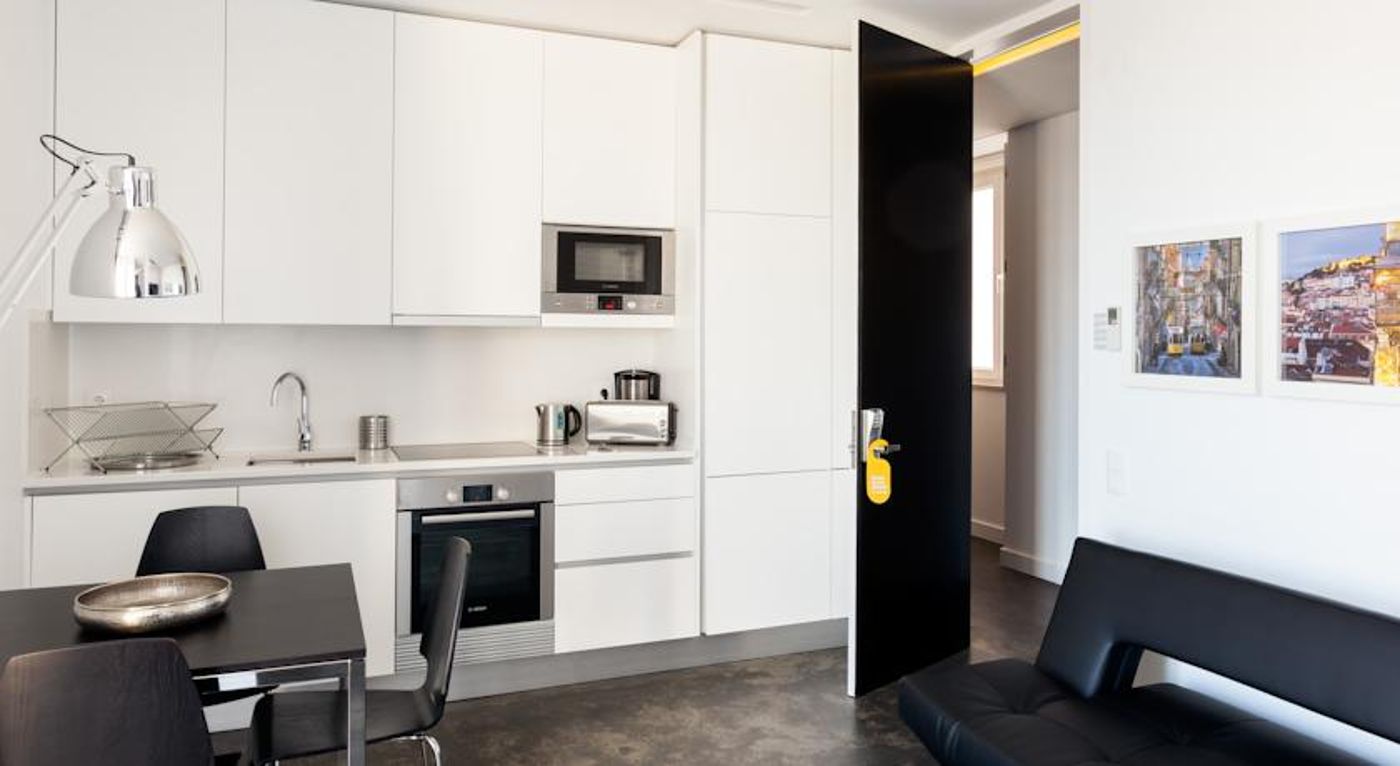 Hello Lisbon Santa Apolonia Apartments