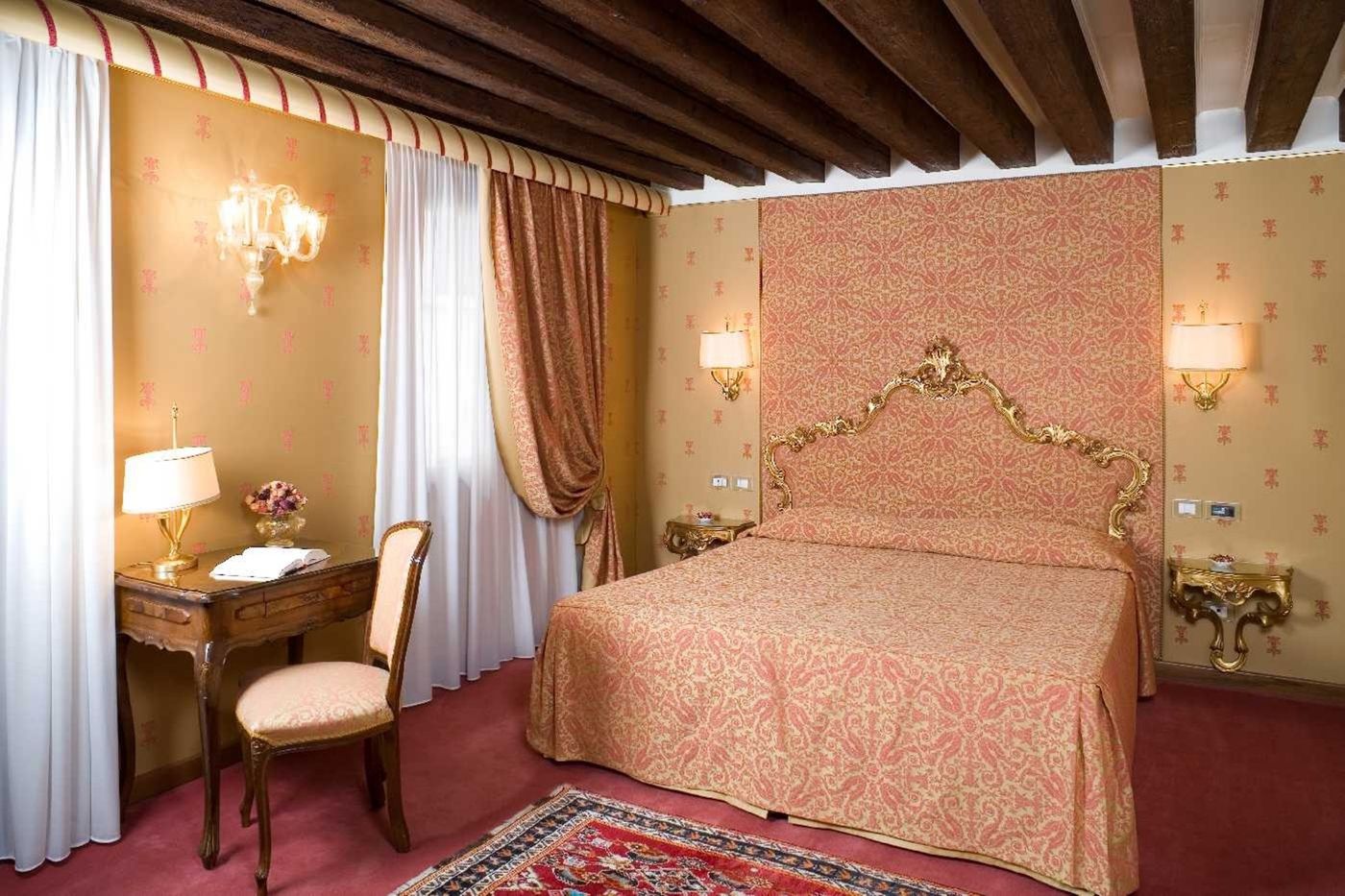 Hotel-Locanda-Vivaldi-Room-5