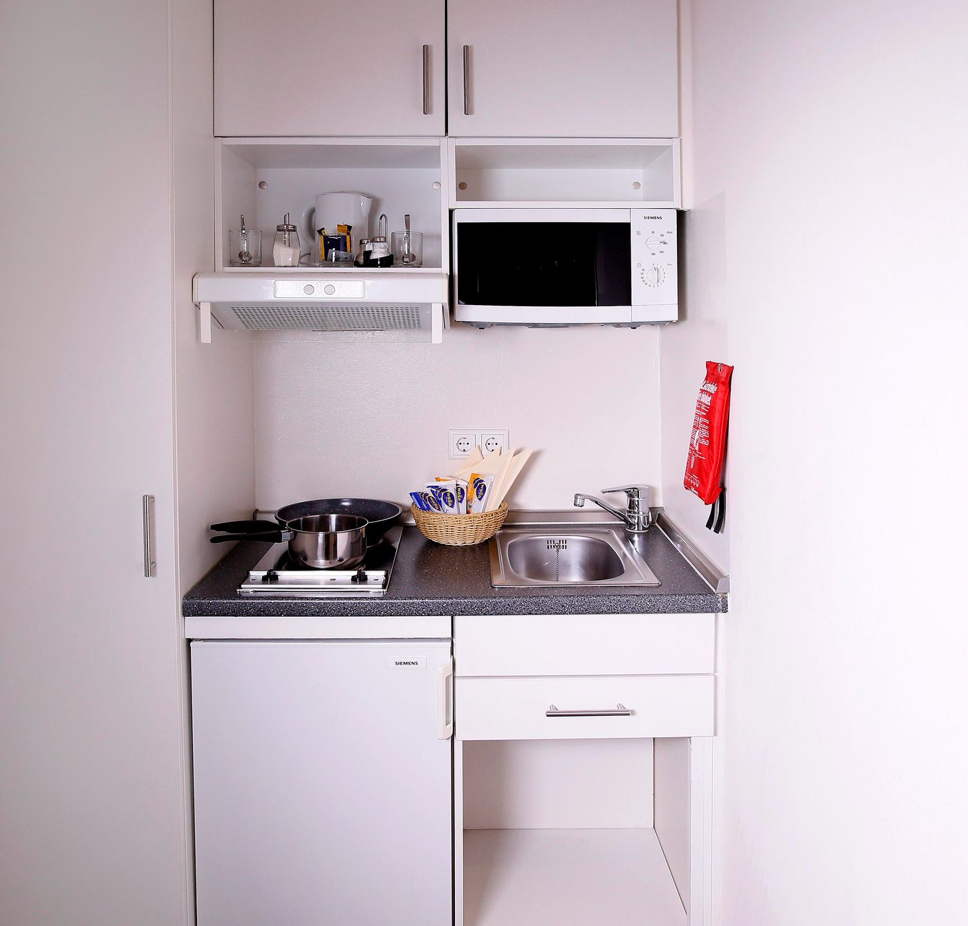 Luetzow-Room-1