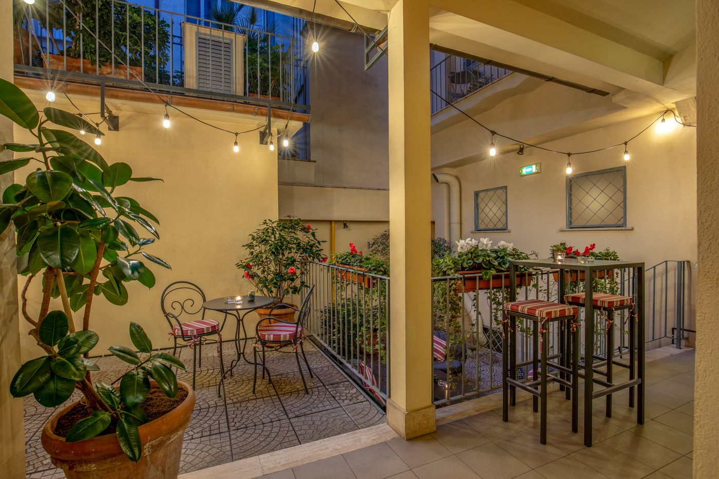 Hotel-Canada--BW-Premier-Collection-Terrace-13