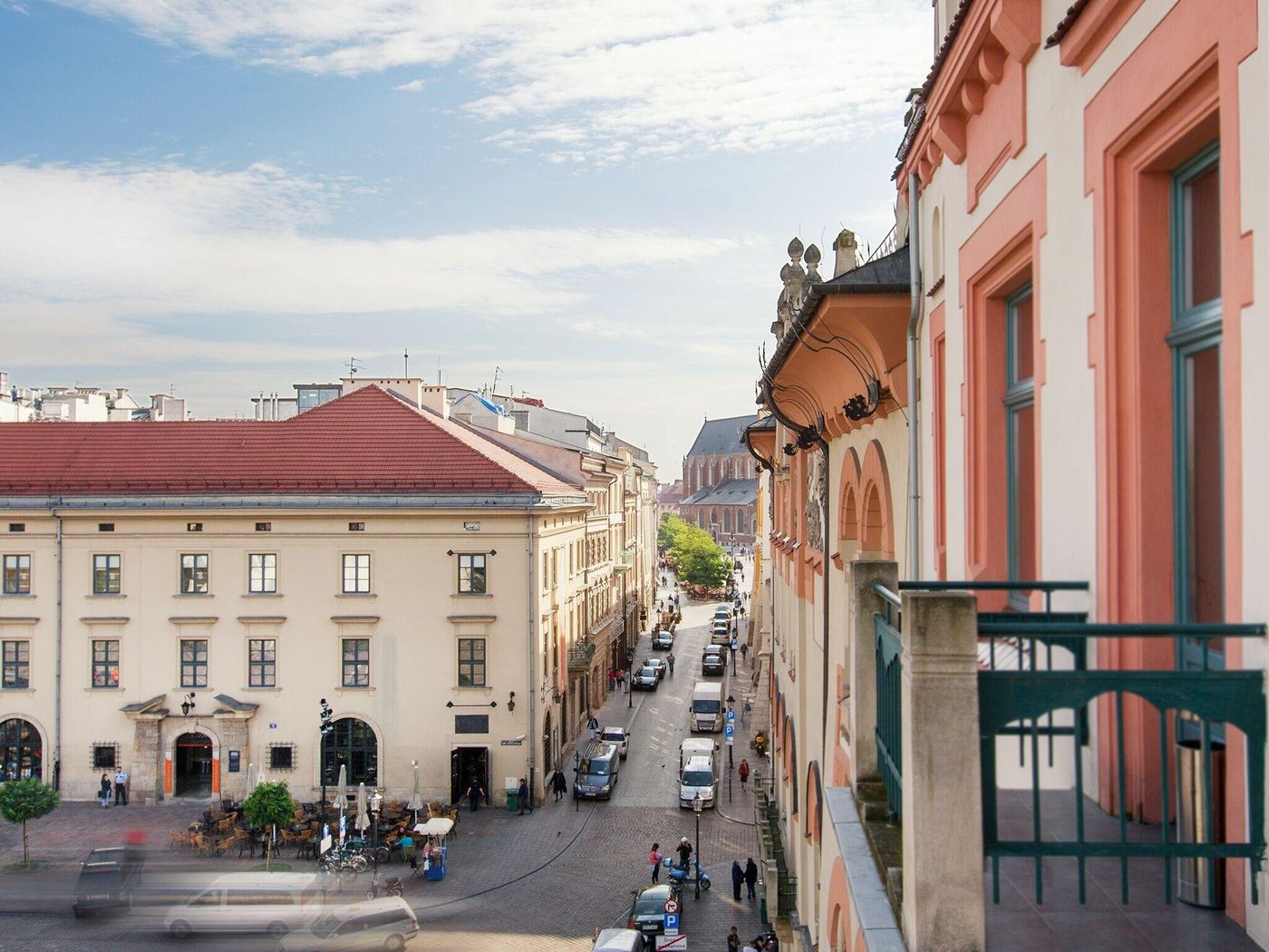 Antique-Apartments-Plac-Szczepanski-Room-2