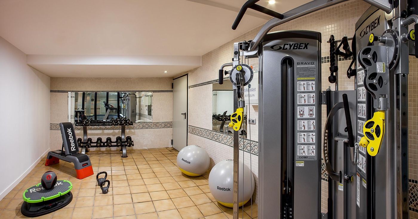 RH-Corona-del-Mar-Sports-and-Entertainment-25