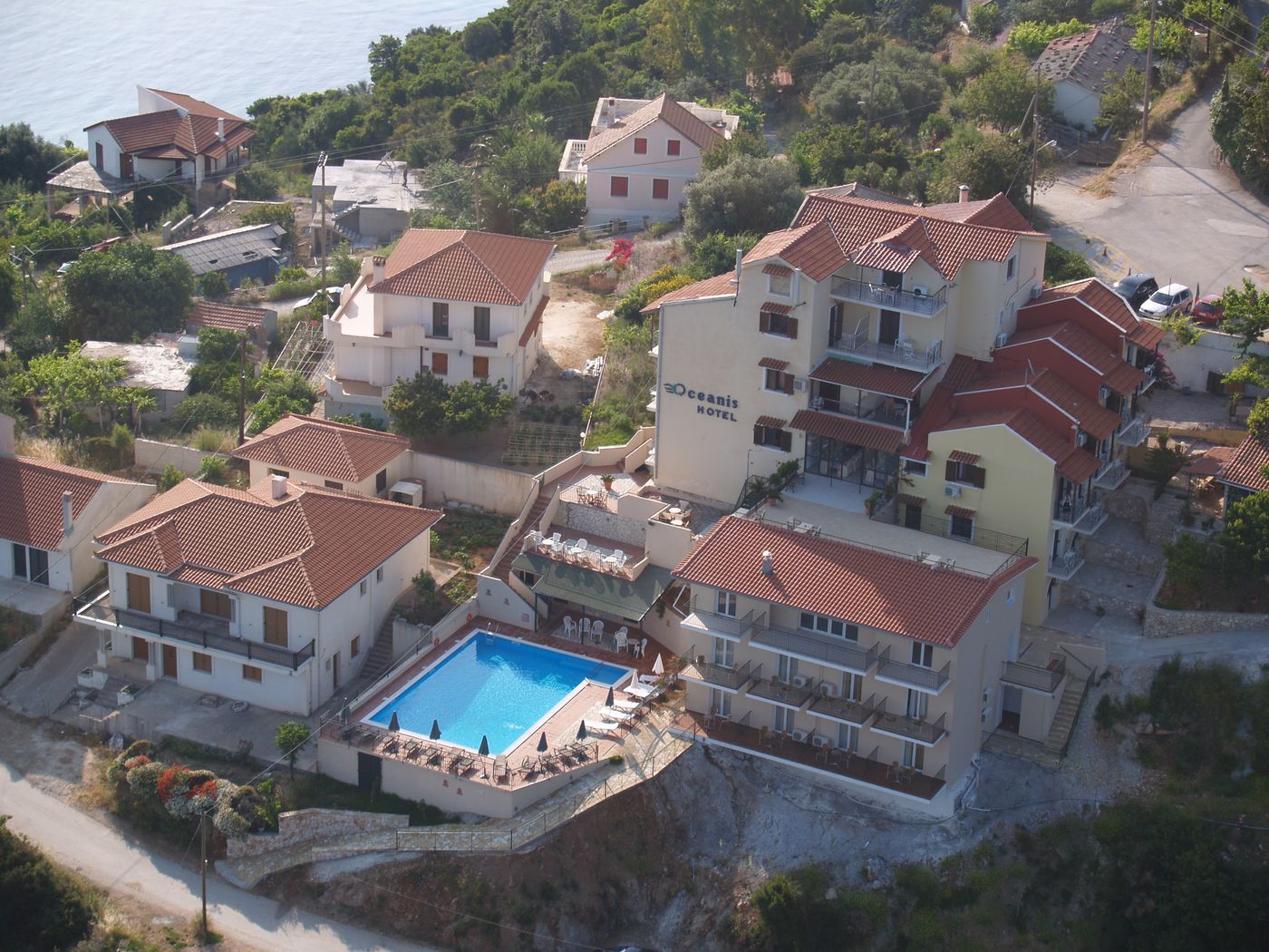 Hotel-Oceanis-Poros-General-view-1