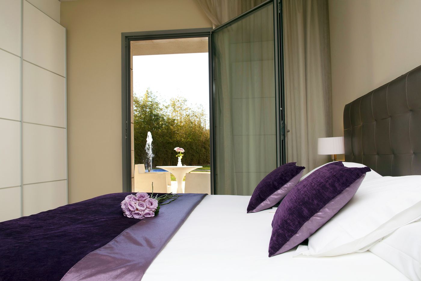 Qgat Suites & Events-Spain-SANT CUGAT DEL VALLES-Room-7