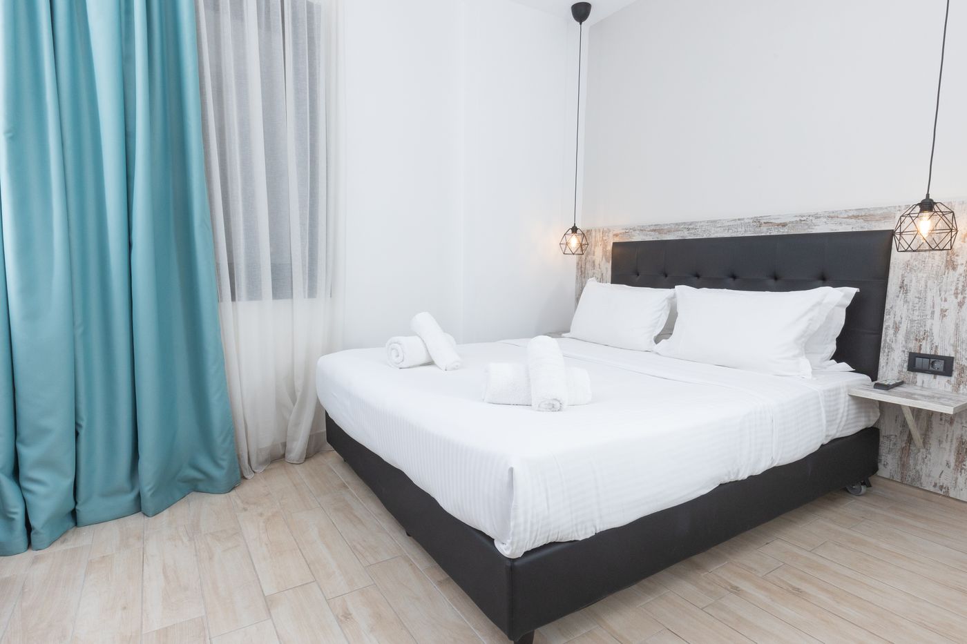 Evita-Asty-Room-12
