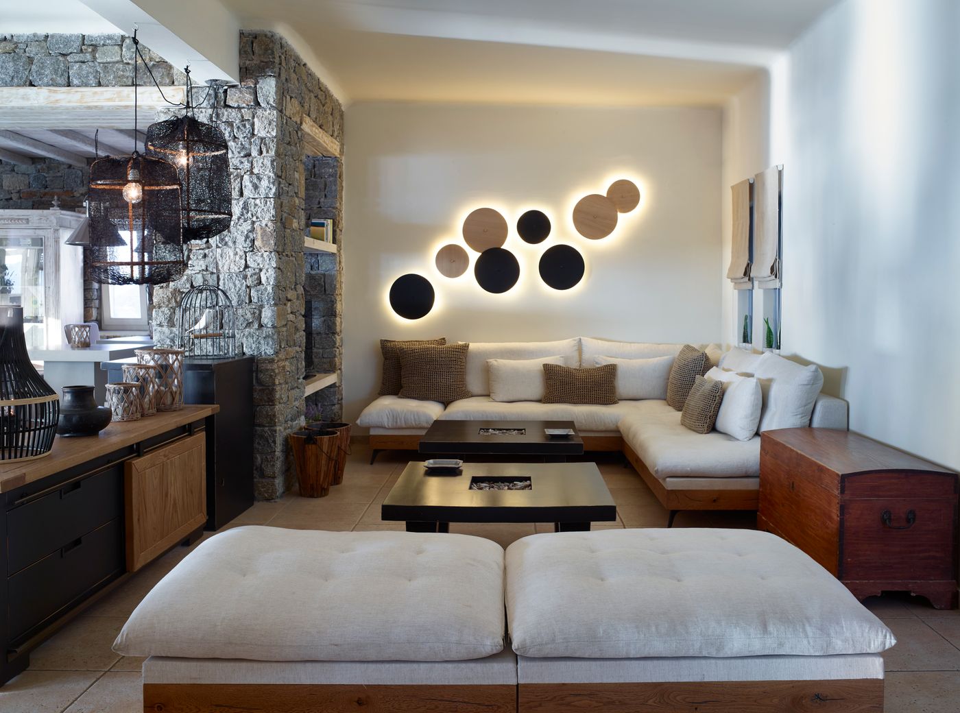 Vencia-Boutique-Hotel-Lobby-58