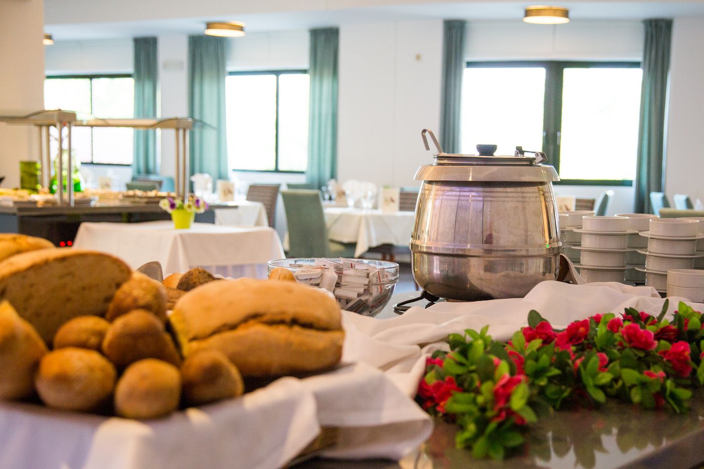 Hotel-Mediterranean-Beach-Restaurant-57