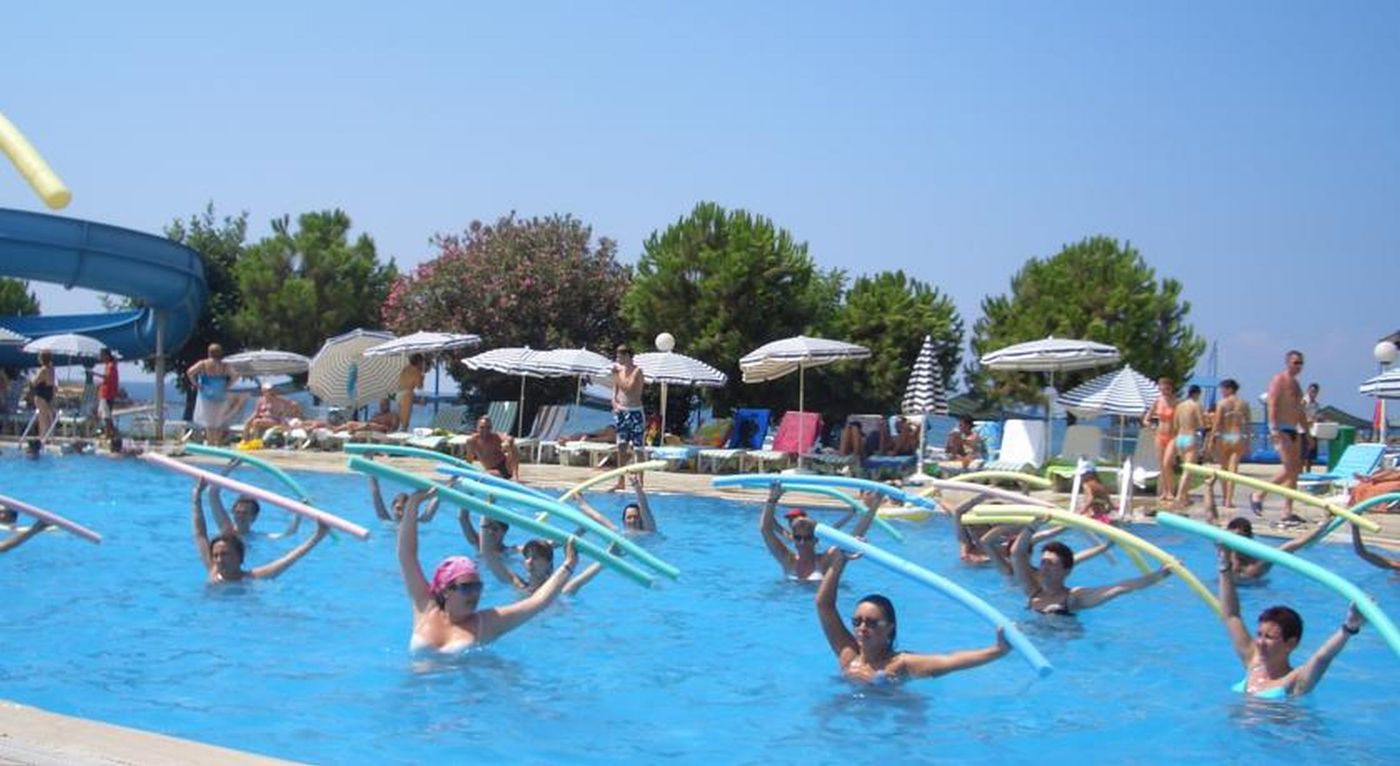 Ozkaymak-Incekum-Hotel-Pool-10