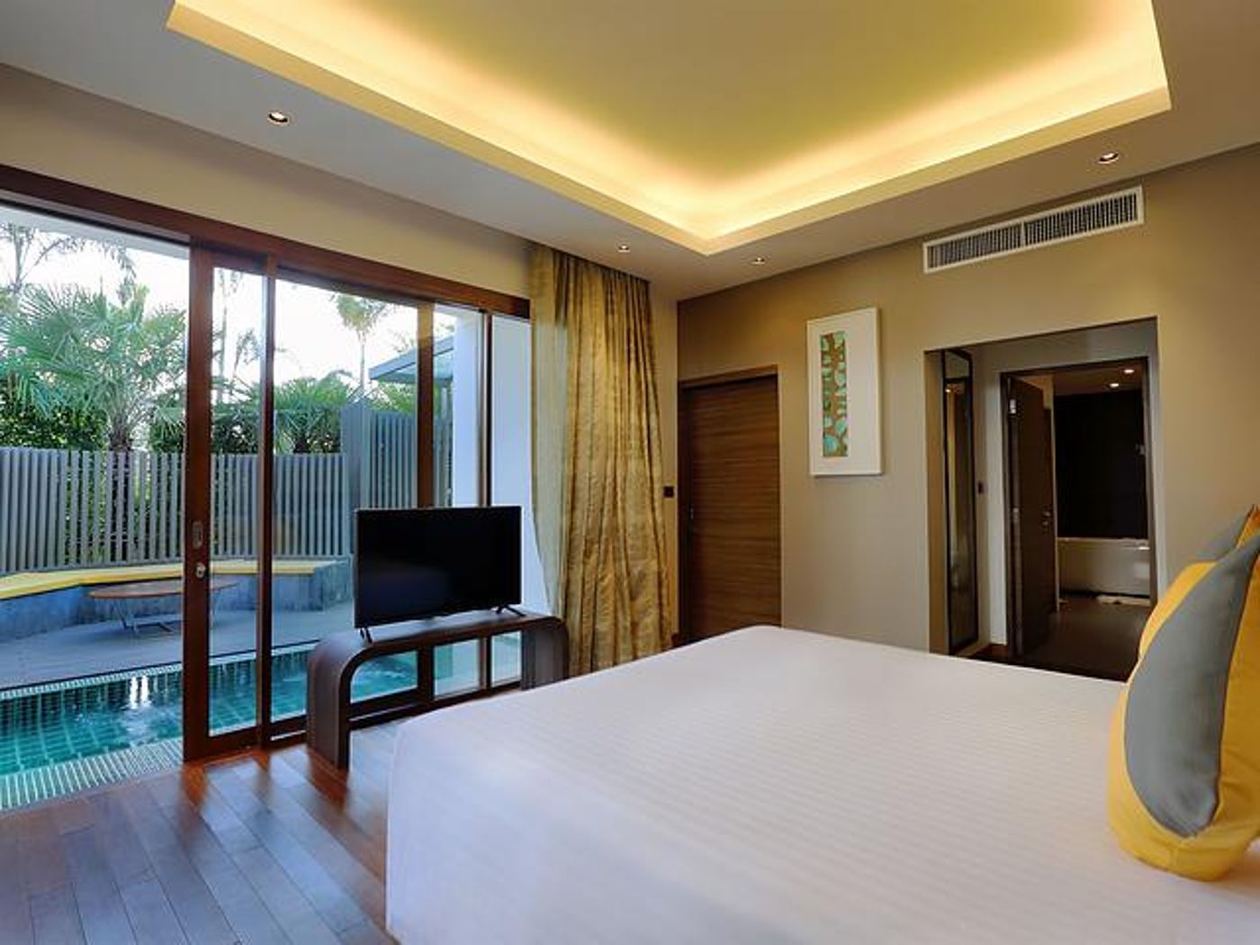 Destination Resorts Phuket Karon Beach
