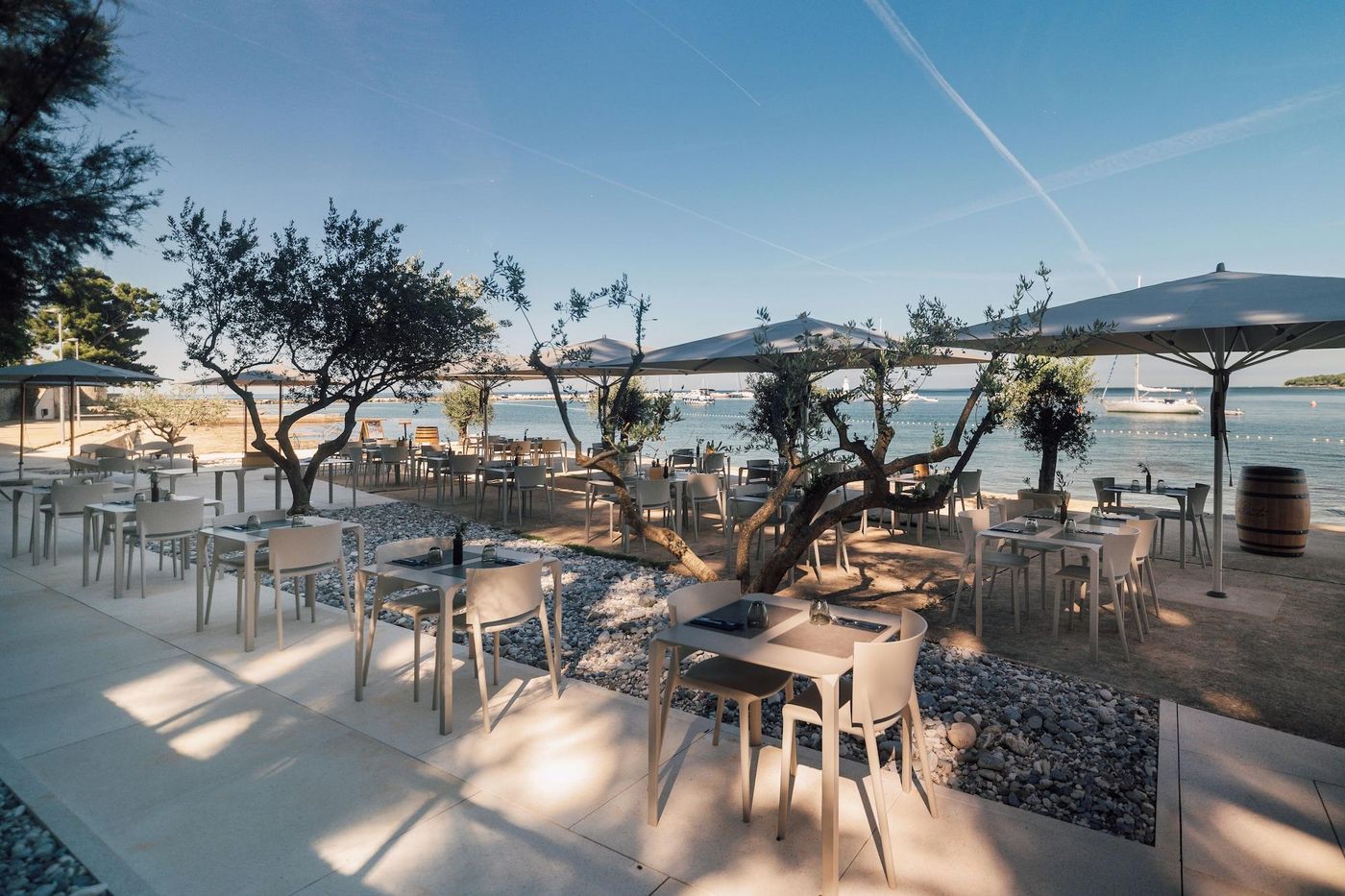 Blu-Mare-Hotel-Restaurant-2