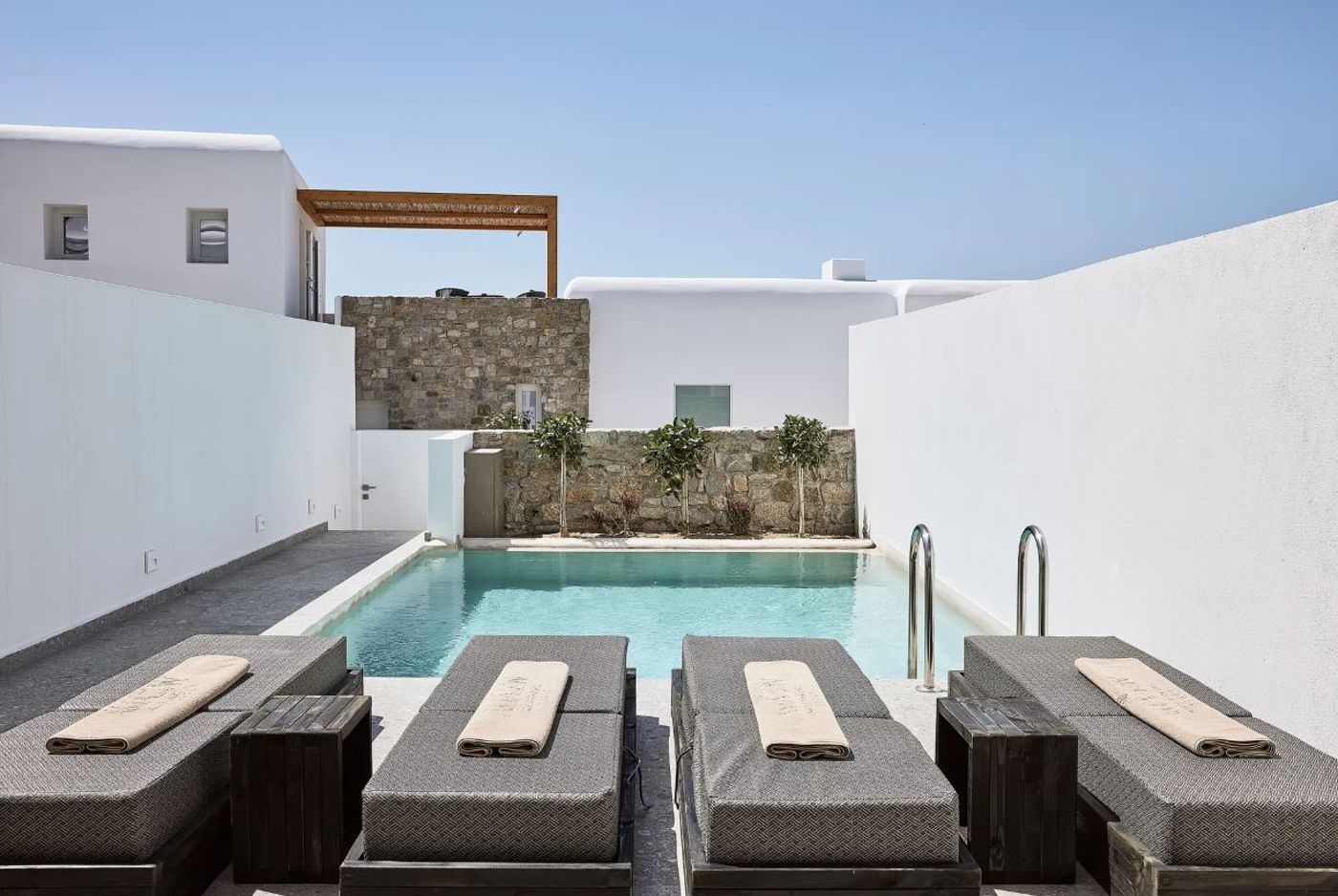 Amazon-Mykonos-Resort---Spa-Room-4