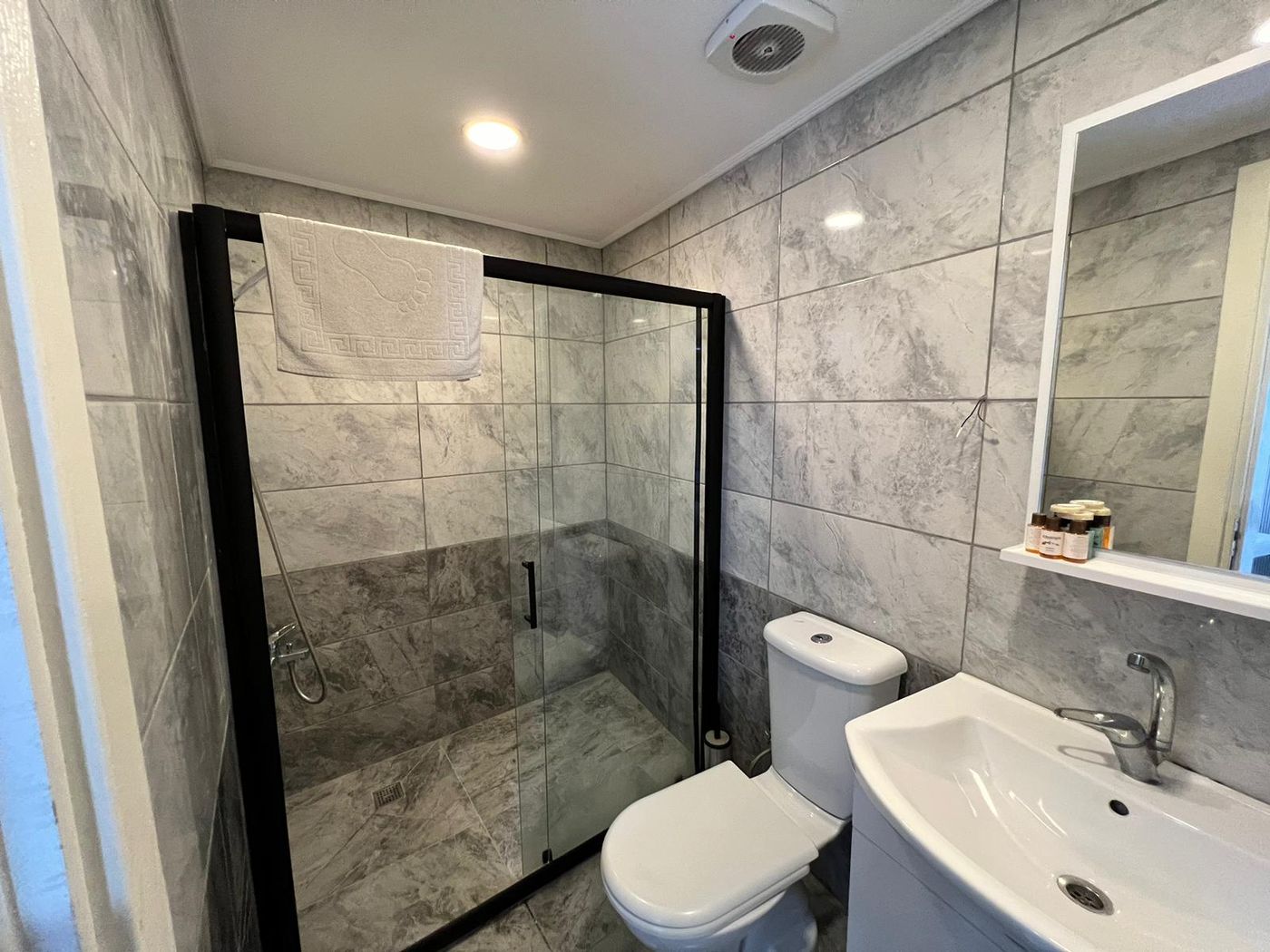 The-Zanadu-Istanbul-Room-20